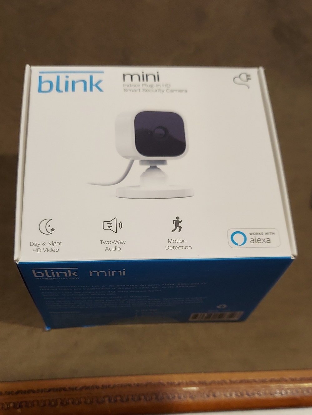 Blink Blue and White  Box